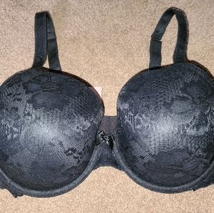 Savage X Fenty Allover Lace T-shirt bra